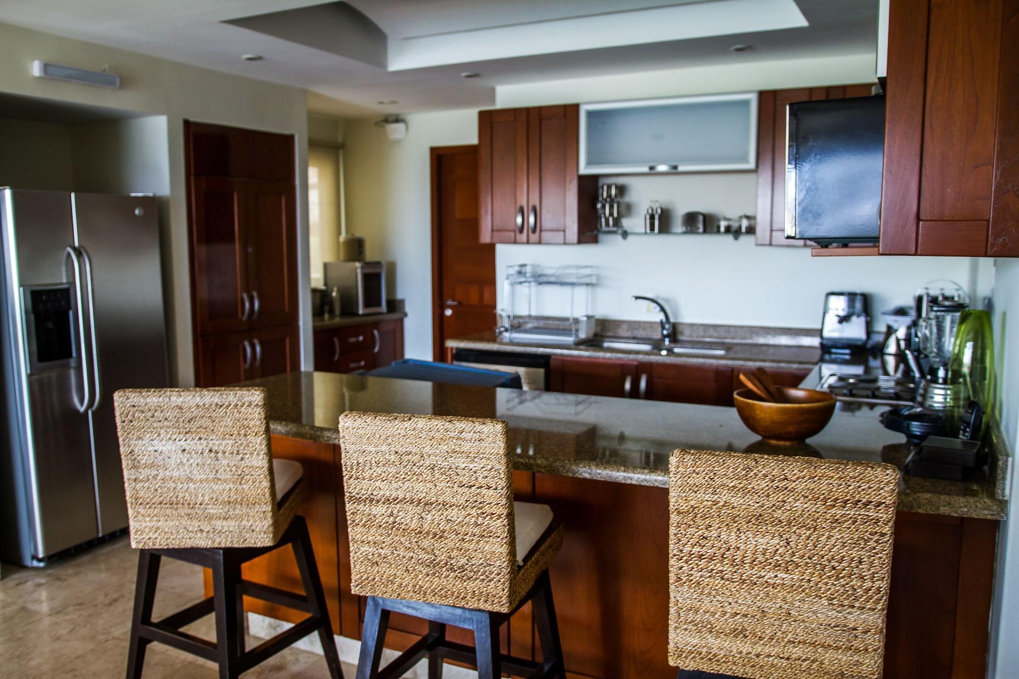 B Pichilingue Rooms & Beach Club 阿卡普尔科 外观 照片